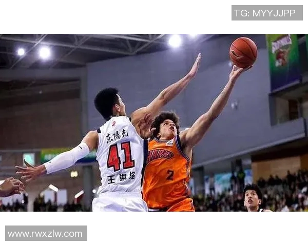 上海113-104淘汰广东4好消息！内线统治力拉满，马典成小偰太好用