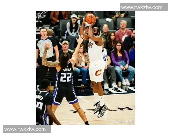 哈登骑士首秀下半场20分 与米切尔携手率队取胜！国王惨遭12连败